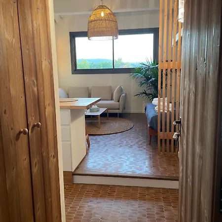 Апартаменты Sous Les Toits De St Tropez