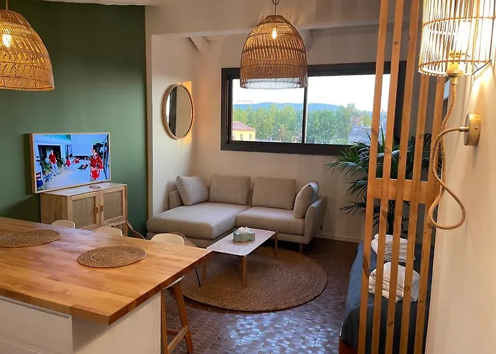 Sous Les Toits De St Tropez Apartamento *