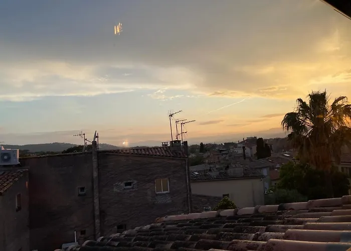 Sous Les Toits De St Tropez Daire Saint-Tropez